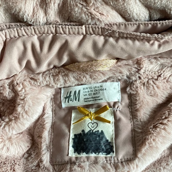 H&M fall/spring Parka for your pink-loving girl! - Picture 3 of 11